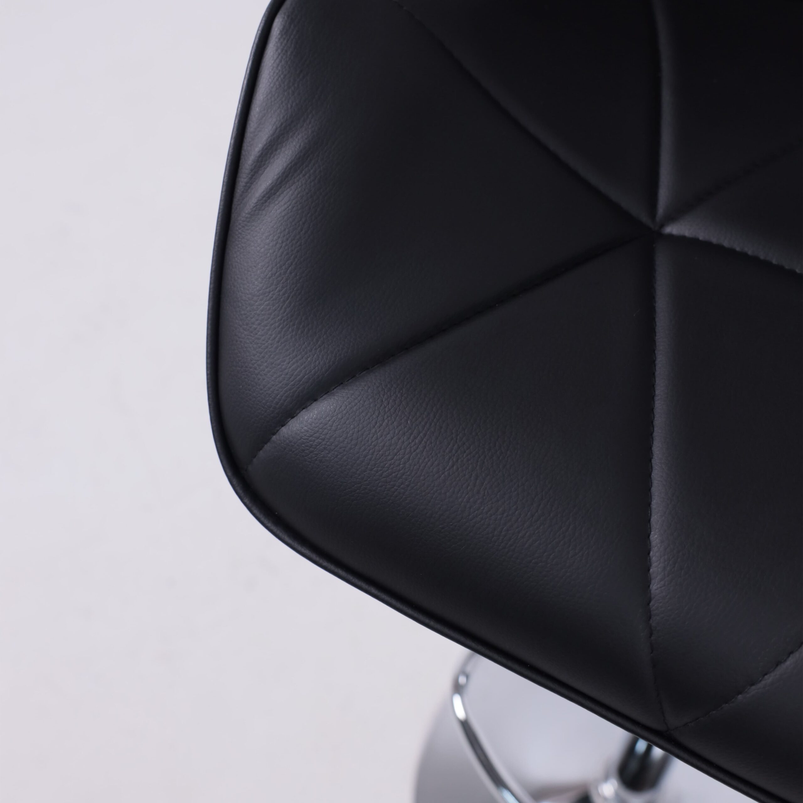 Кресло BERLIN, экокожа, черный/хром