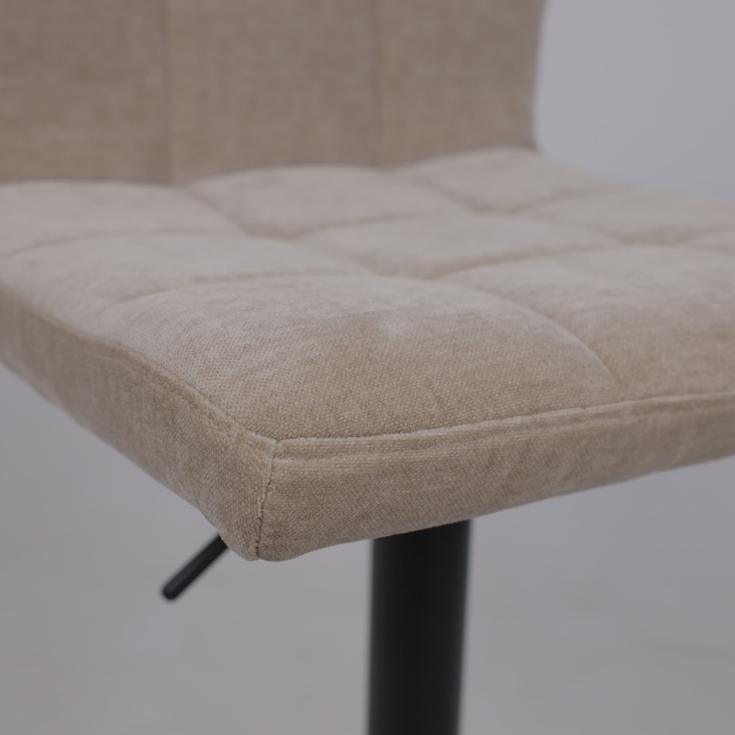 Стул барный LOGOS, бежевый шенилл Ote Canna 170/черный