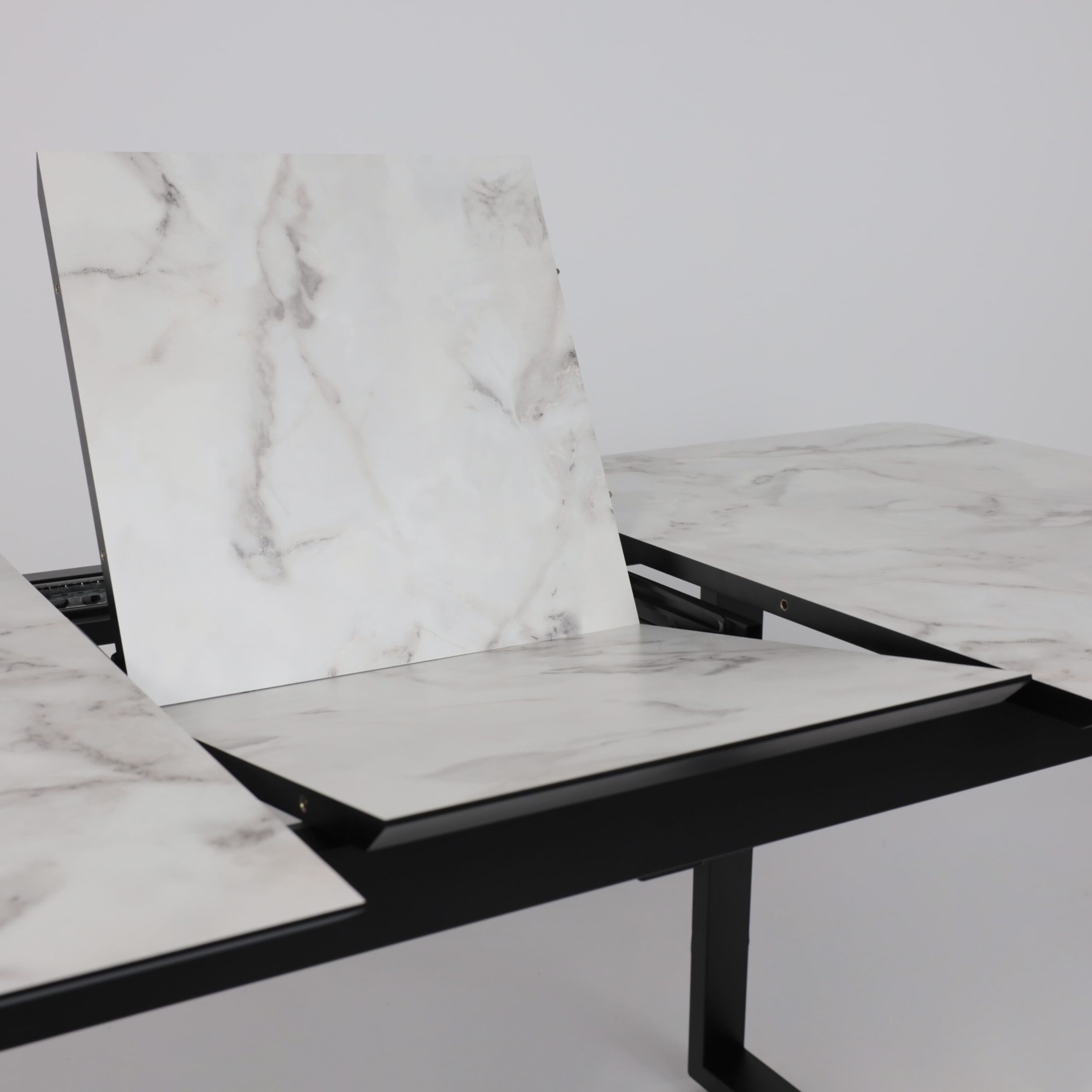 Стол AV 1208, HPL+МДФ,  раздвижной 1200 (1600)*800 Виктори натуральный/черный