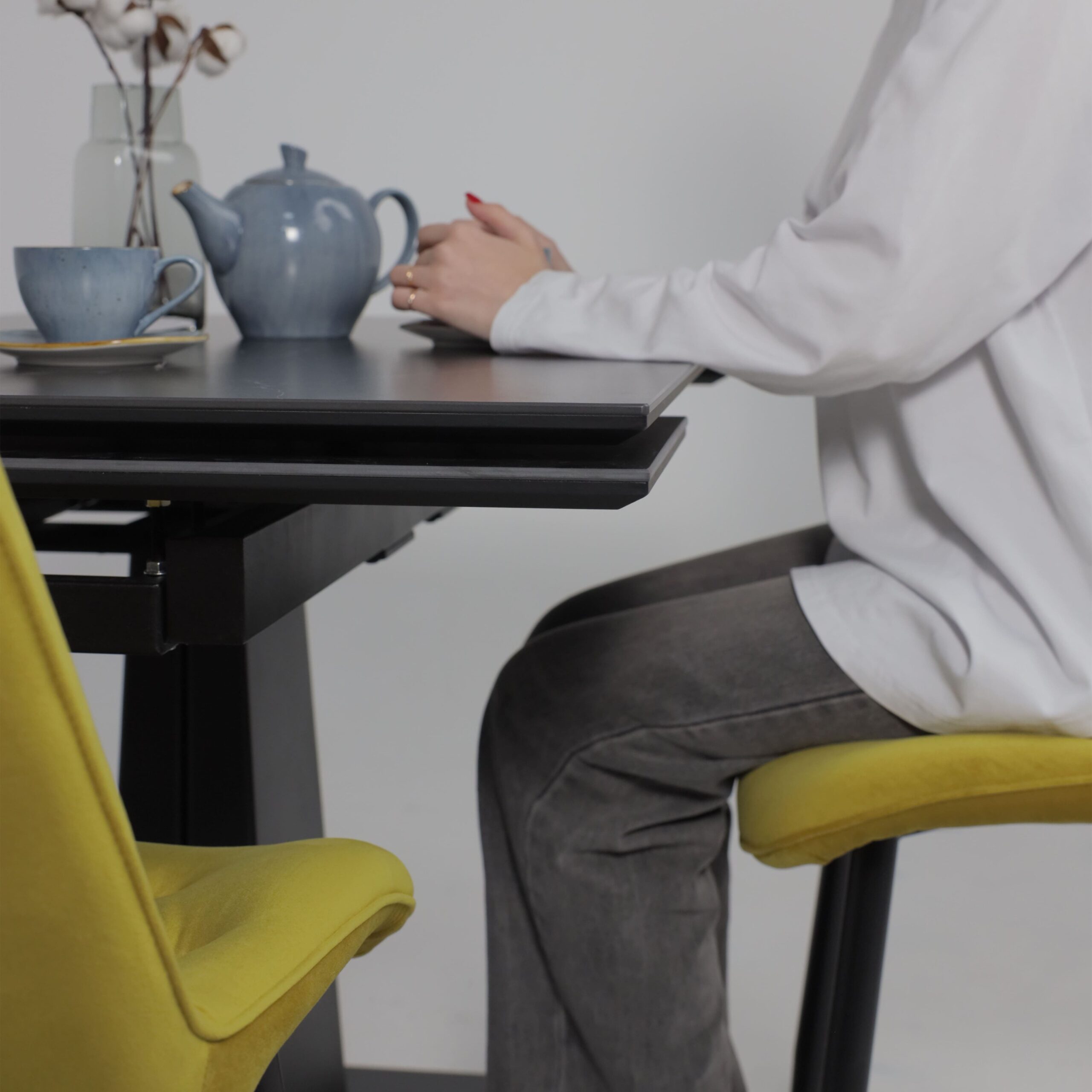 Стол AV 2119, МДФ+керамика, раздвижной 1200 (1800)*800 черный, матовый SHAKESPEARE/черный