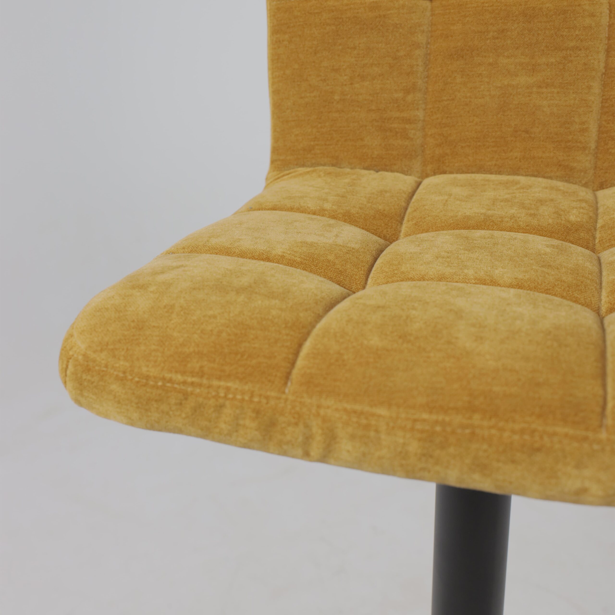 Стул барный LOGOS, горчичный шенилл Ote Canna 273/черный