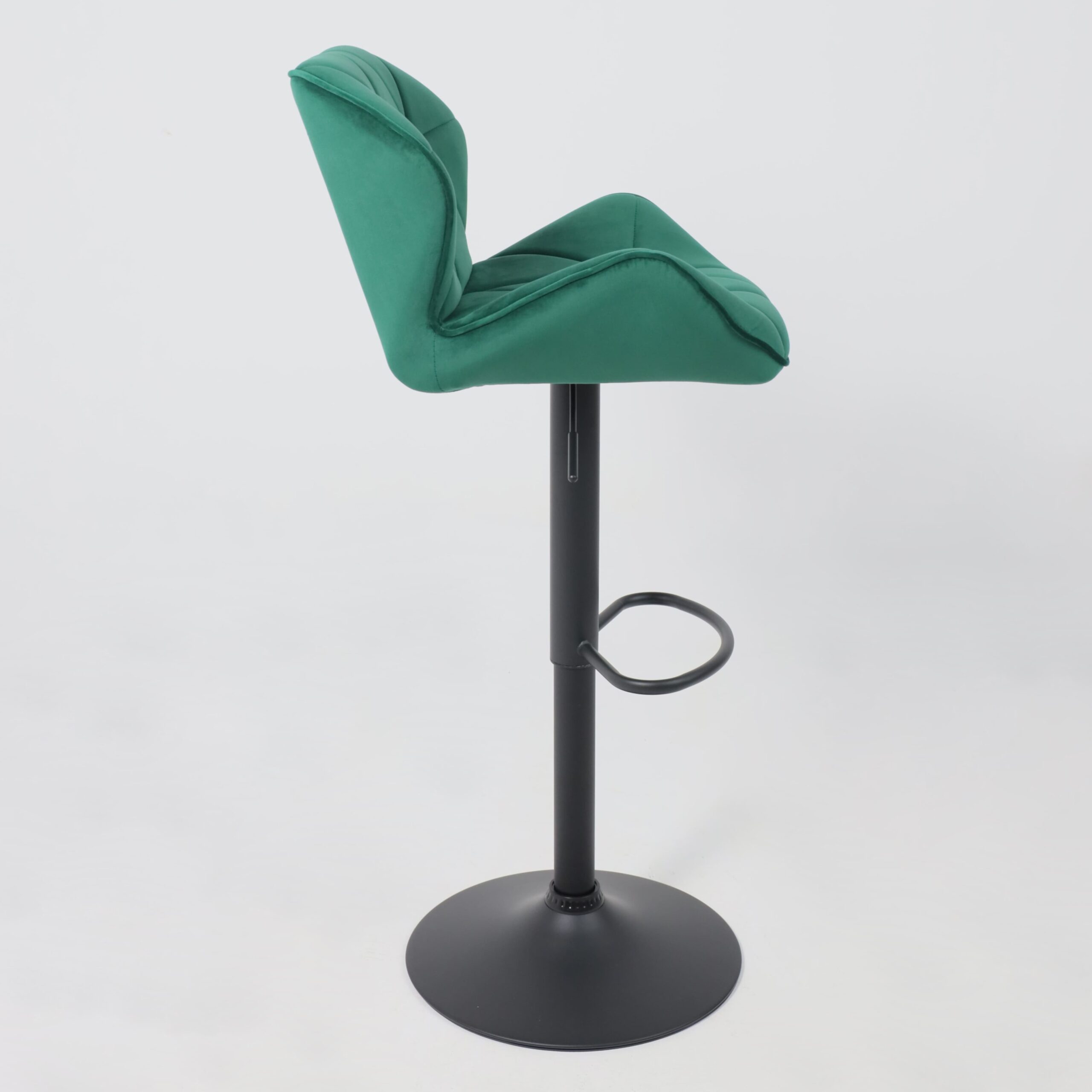 Кресло BERLIN, зеленый велюр HCJ-18/черный