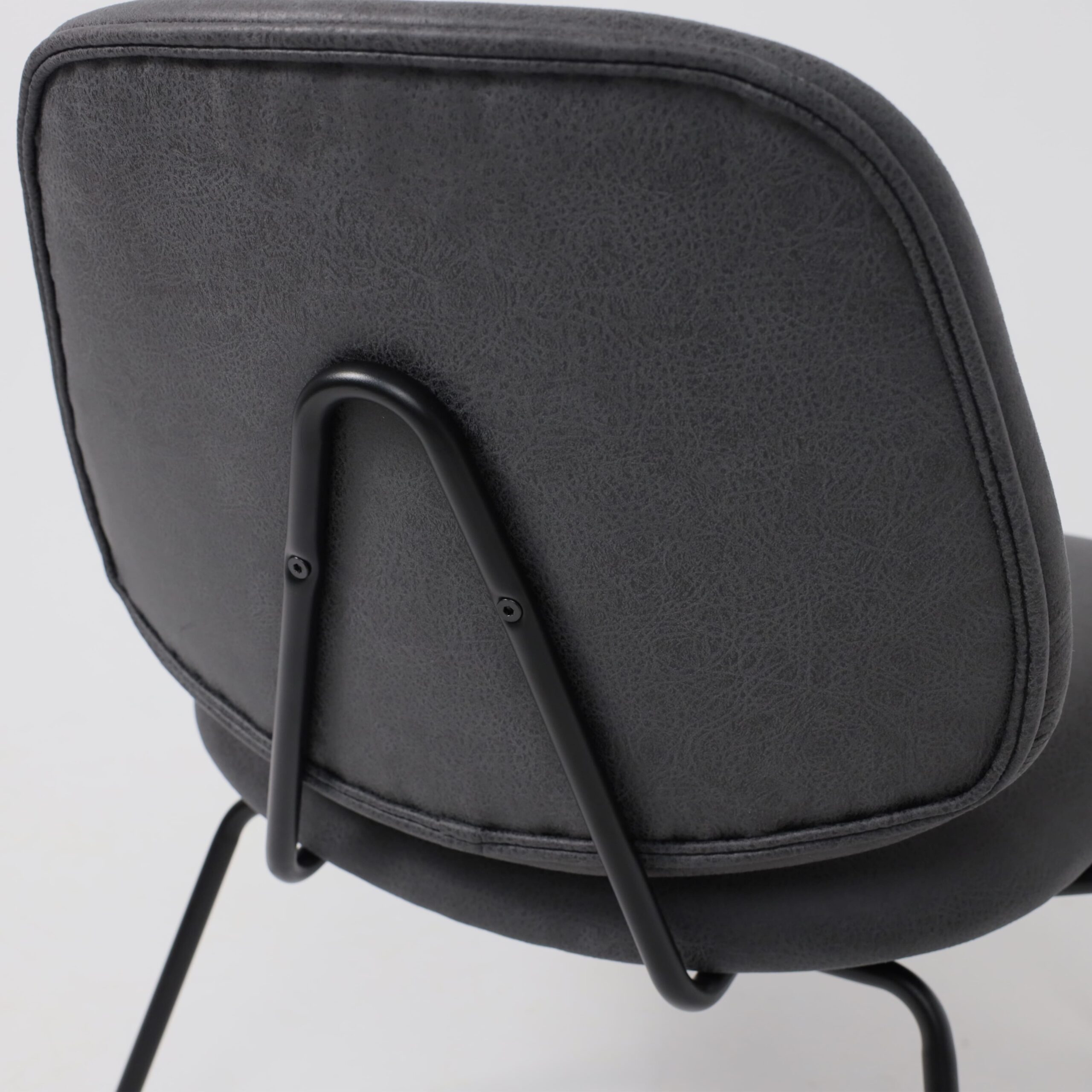 Кресло RUDO, экокожа винтажный черный WATUSI 16/черный