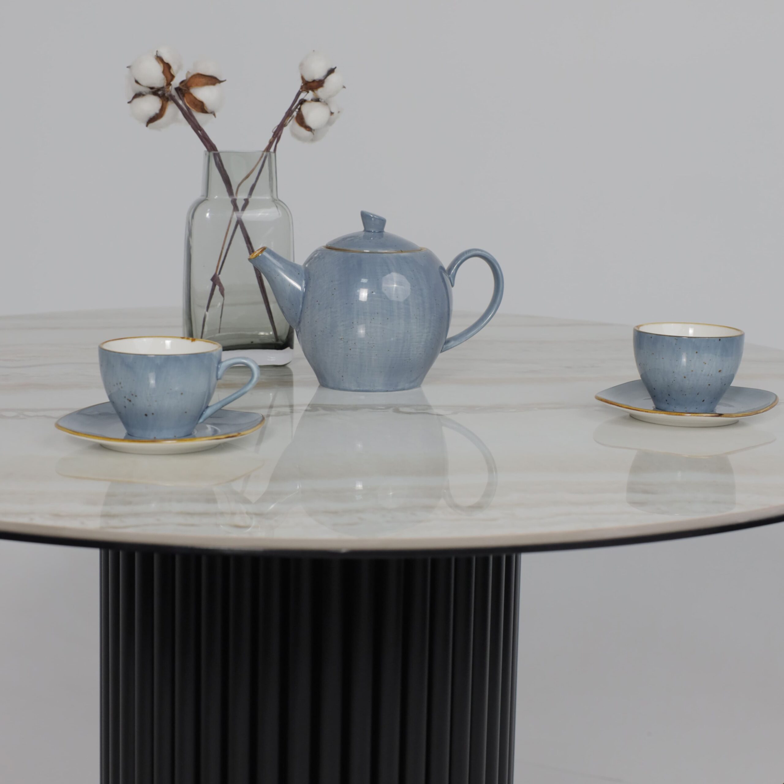 Стол РАУНД,керамика 2 кат. Д 1100, Камень белый Elyt pulido/ Черный матовый