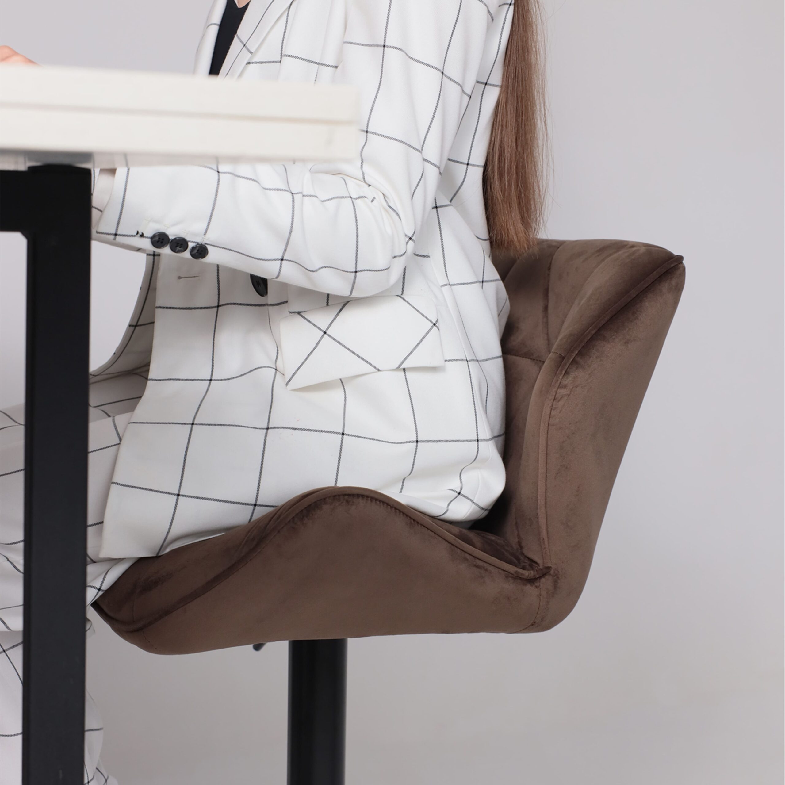 Кресло BERLIN, шоколадный велюр HCJ-10/черный