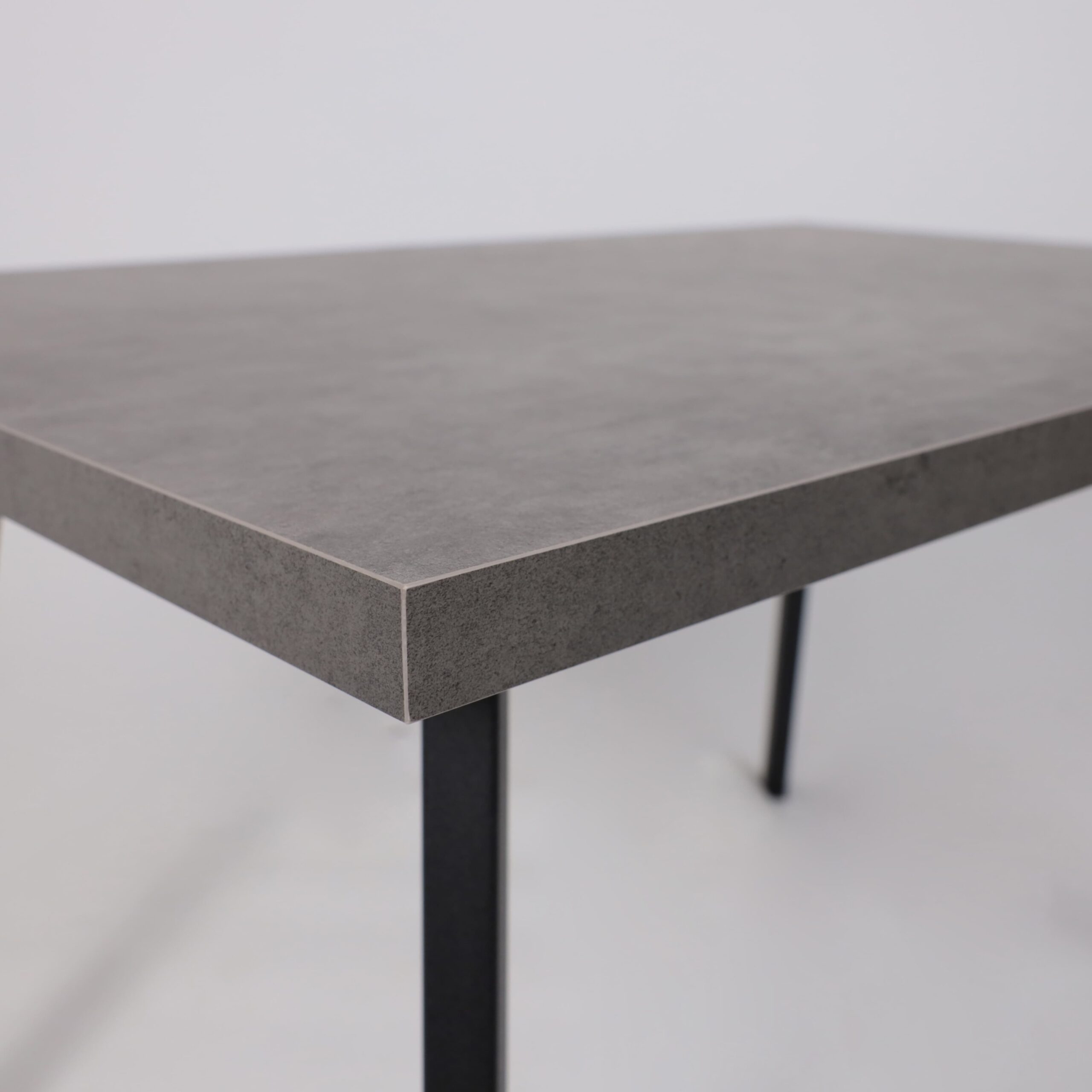 Стол BORG-120, раздвижной 120(160)х80, Дымчатая керамика/Чёрный