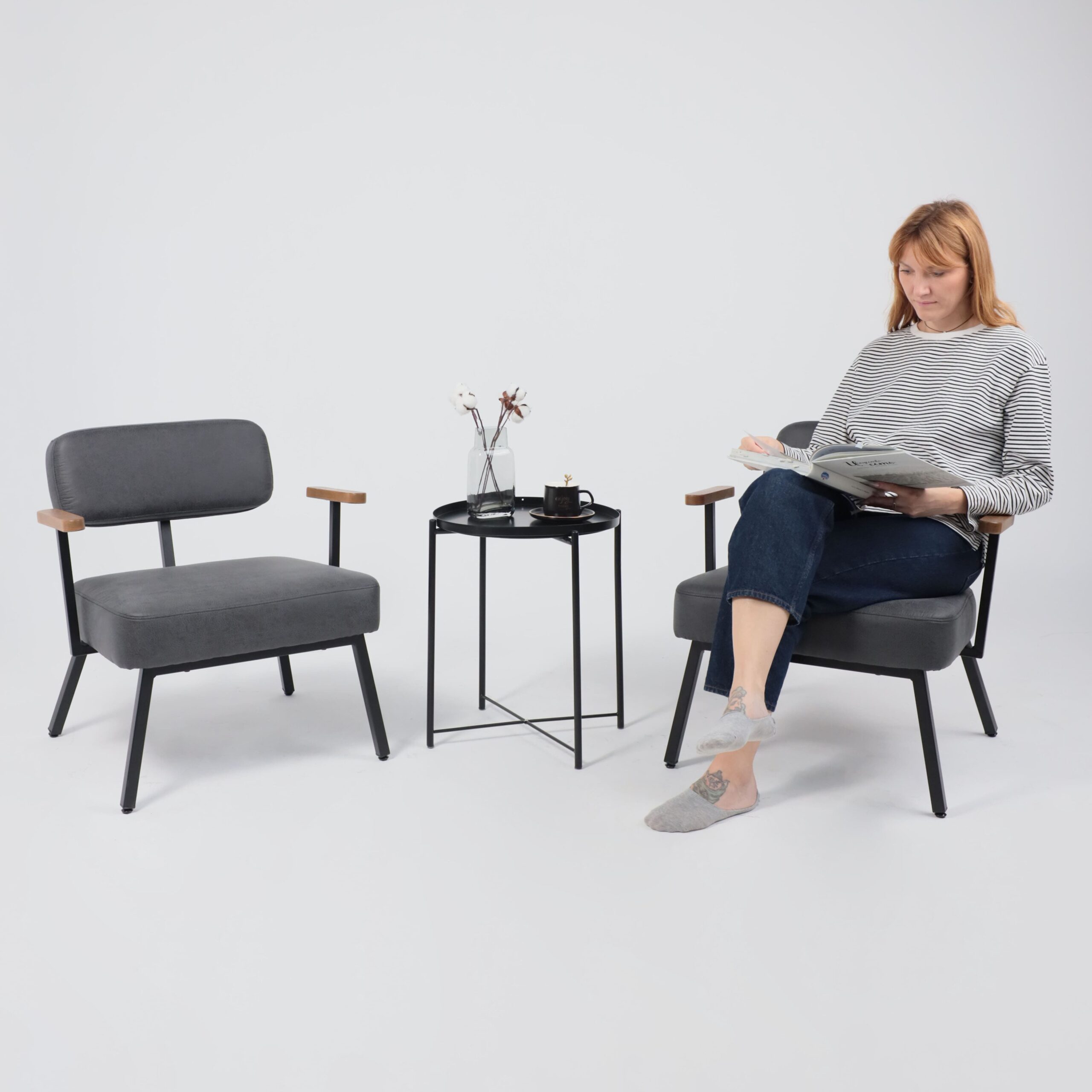 Кресло BOOKER, экокожа винтажный черный WATUSI 16/черный