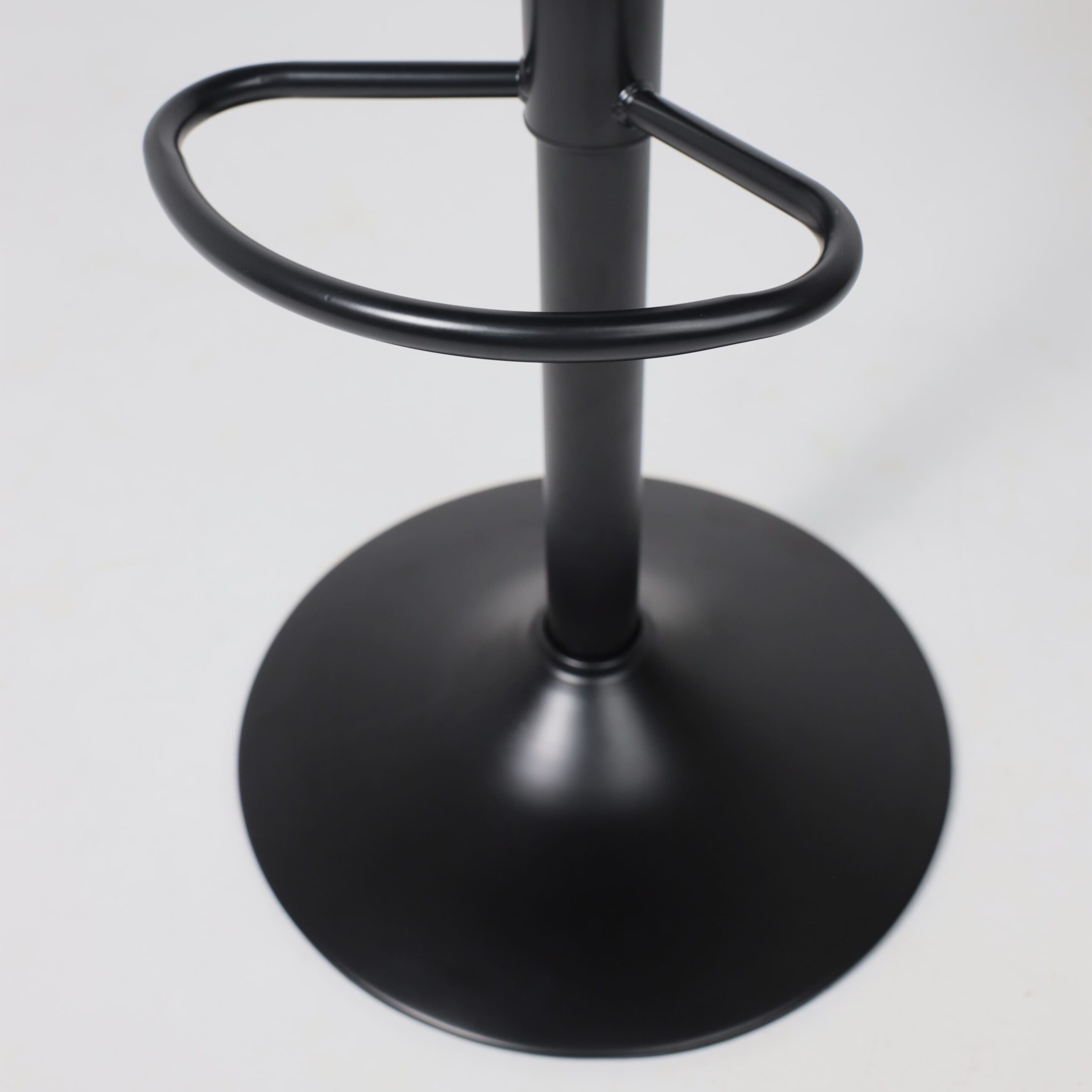 Кресло BERLIN, шоколадный велюр HCJ-10/черный