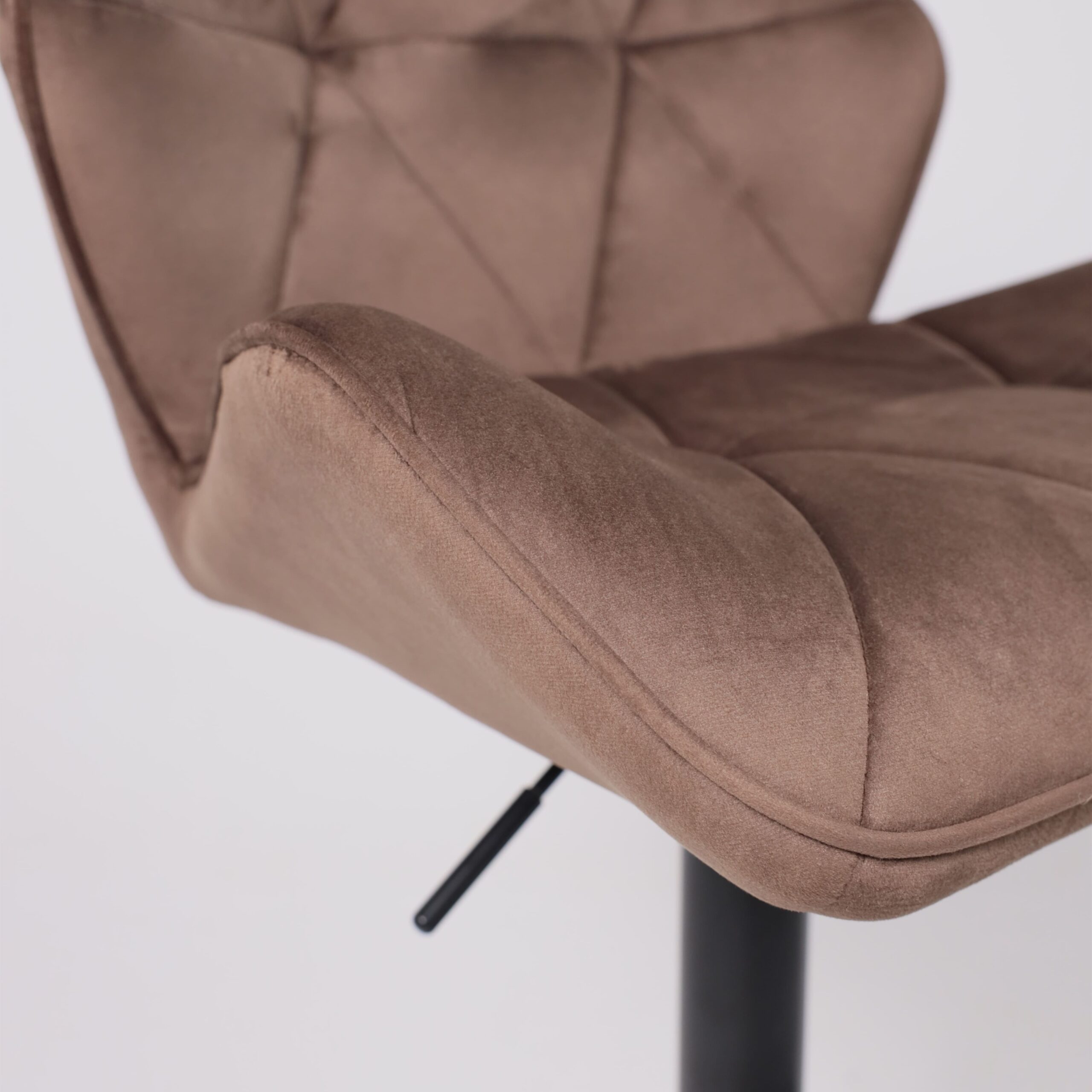 Кресло BERLIN, шоколадный велюр HCJ-10/черный